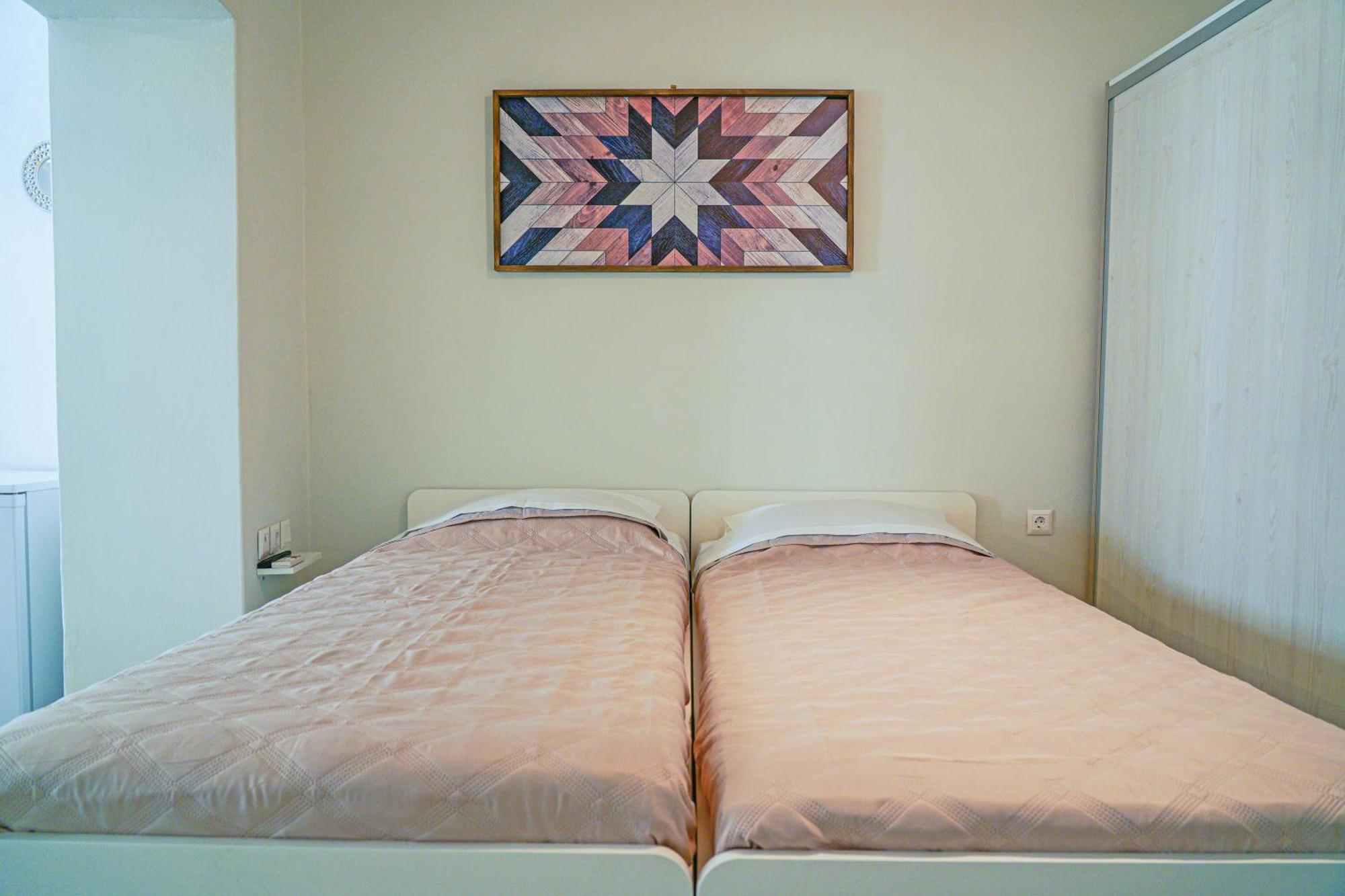 Smyrnis Apartments Ermoupoli Habitación foto